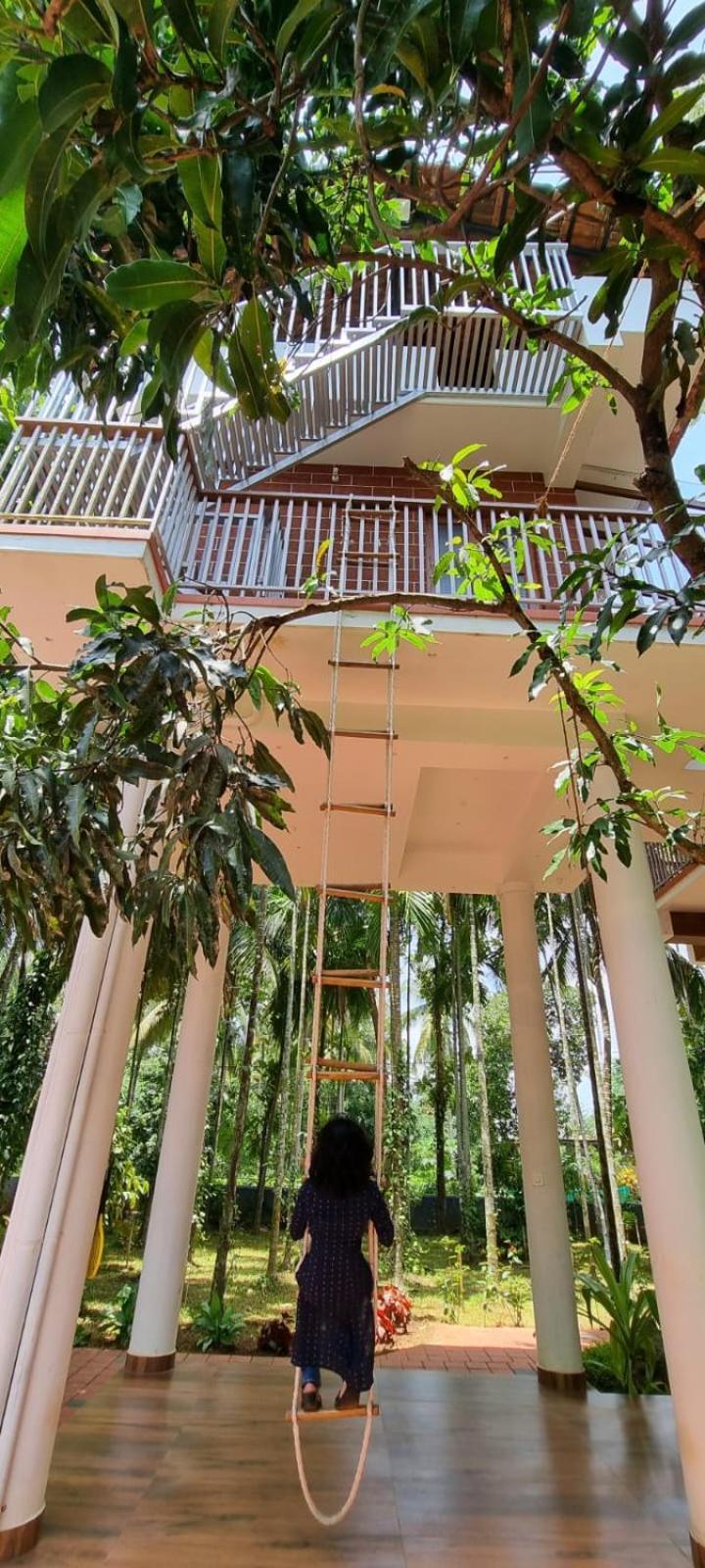 Serenity And Treehouse Palakkad